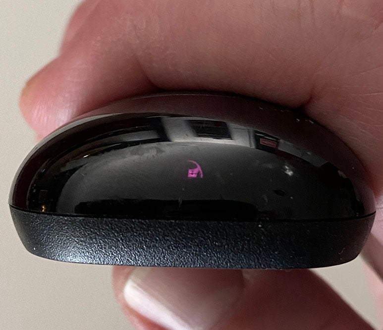 How to Pair a Roku Remote or Reset It : HelloTech How